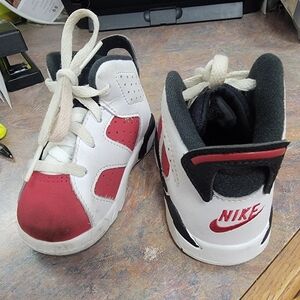 Nike Air Jordan retro 6. Toddler size 5c